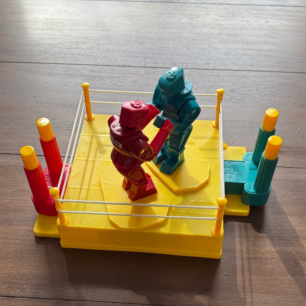 Mattel Rock 'Em Sock 'Em Robots Game, Fighting Robots Red Rocker Blue Bomber
